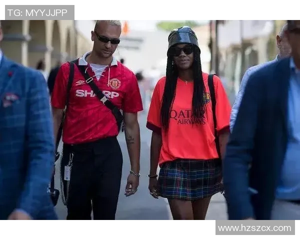 足球明星化妆出街引发热议网友纷纷点赞时尚新风潮 足球明星化妆出街引发热议网友纷纷点赞时尚新风潮